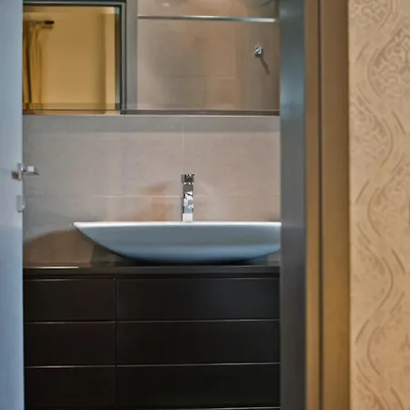 Maltina Willa Kassandrinón